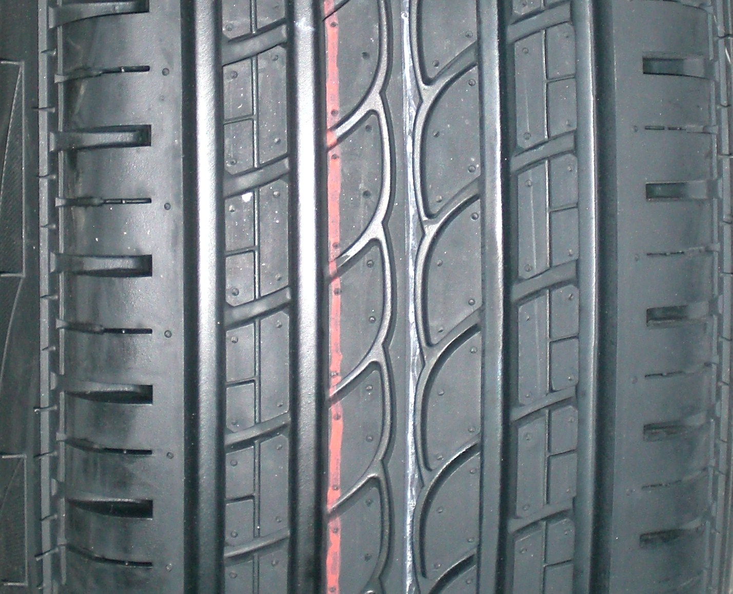 185/65R15 DS628 92H 